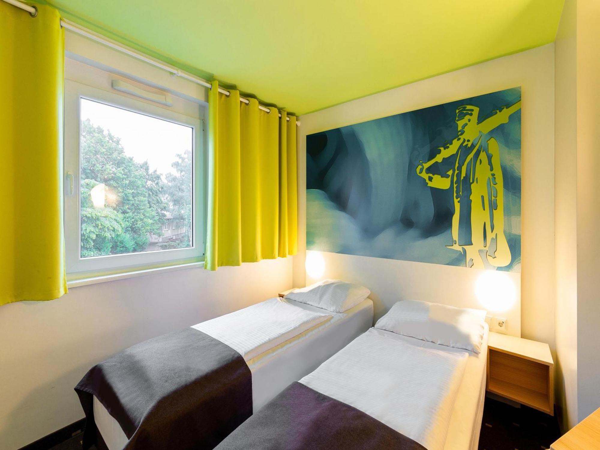 B&B Hotel Krefeld Exterior photo